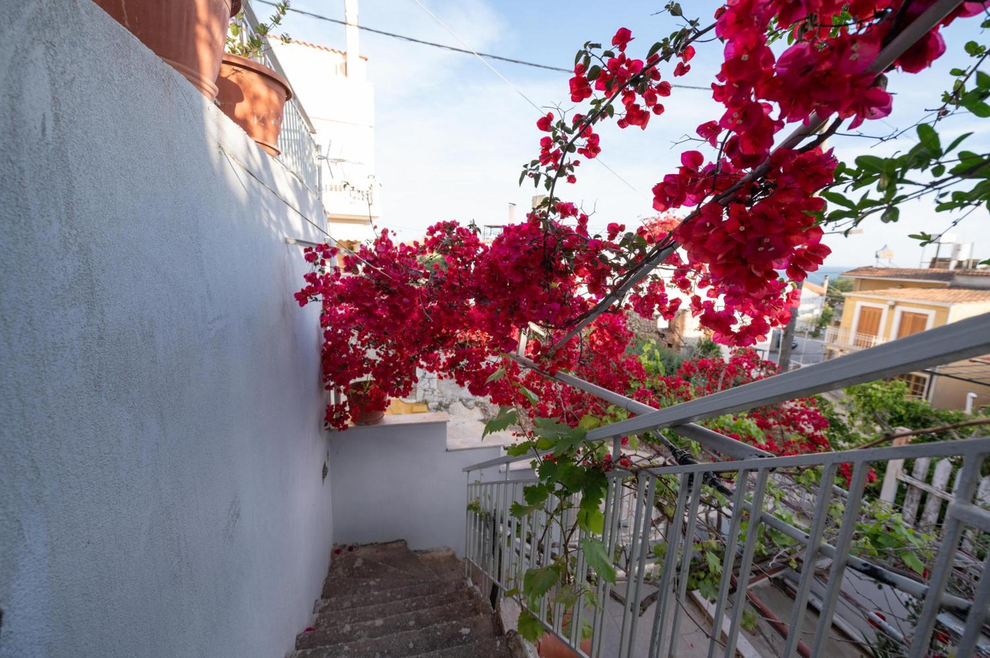 Vila Memories Gytheio Exteriér fotografie